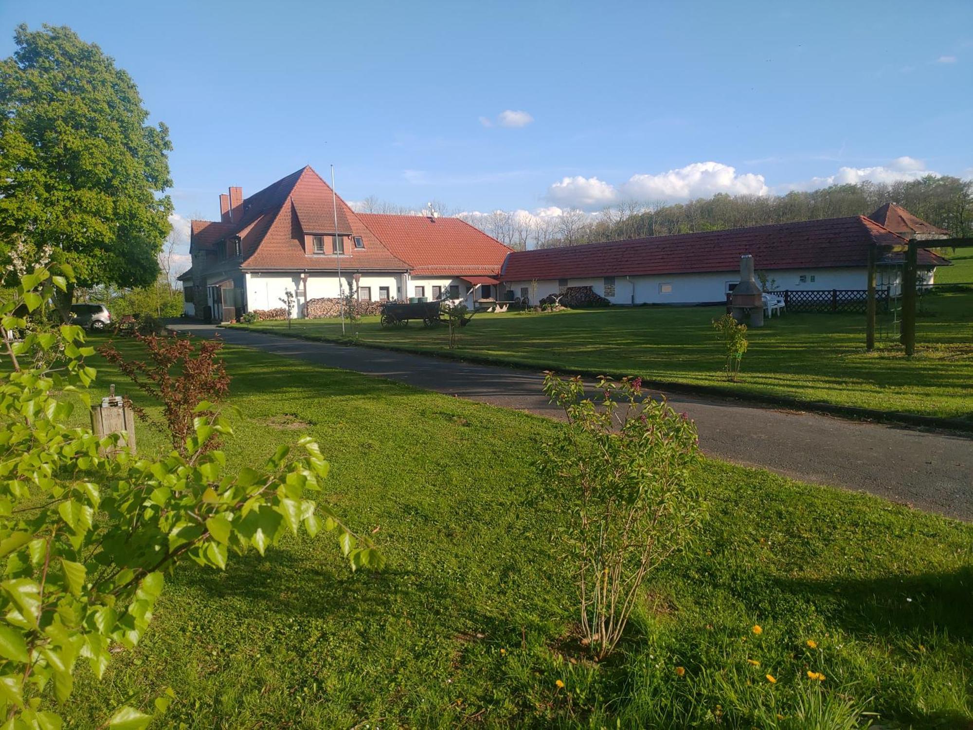 Haus Ringgau - Urlaub, Gemeinschaft Und Erlebnis Im Herzen Von Deutschland Herleshausen Zewnętrze zdjęcie